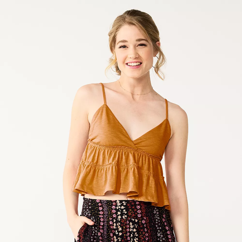 Juniors' SO® Cropped Tiered Cami - Image 5