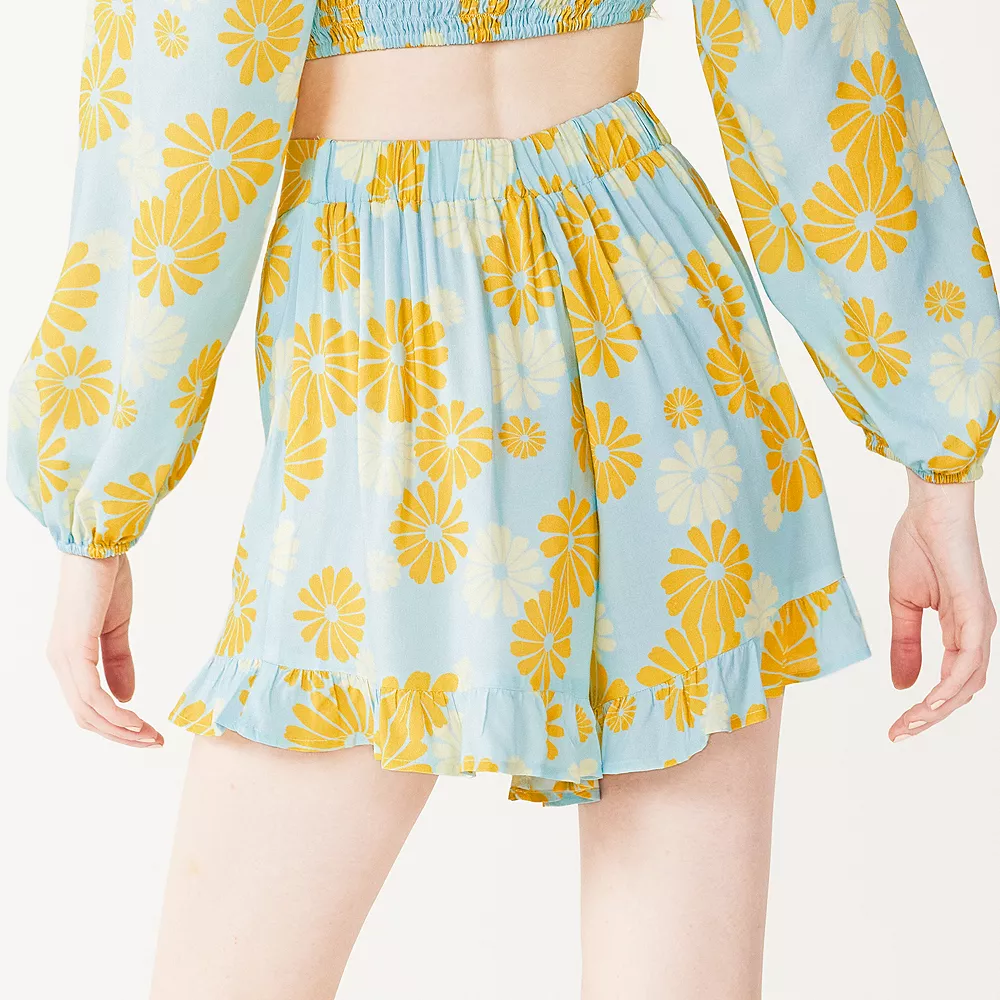 Juniors' Live To Be Spoiled Yoke Front Shorts - Image 3