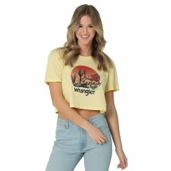 Women's Wrangler Boyfriend Cropped Graphic Tee
