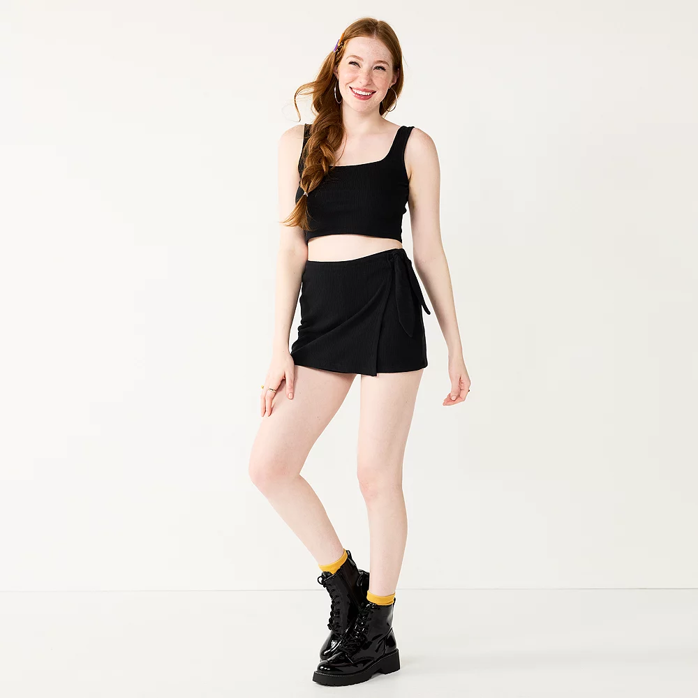 Juniors' SO® High-Rise Mini Wrap Skort - Image 4