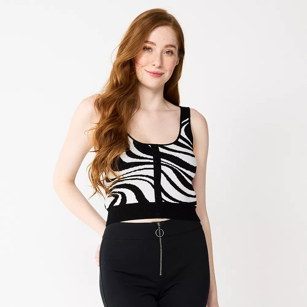 Juniors' SO® Cropped Swirl Sweater Tank